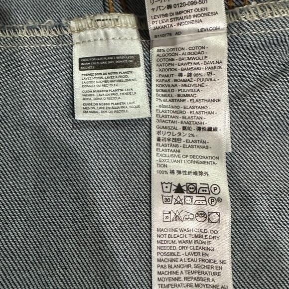 Levi Strauss Denim Trucker Jean Jacket Men's Large Dark Blue -NEW - Picture 9 of 11